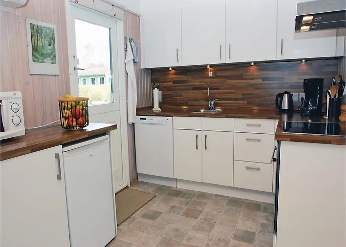 Σπίτι διακοπών 3 Bedroom In *